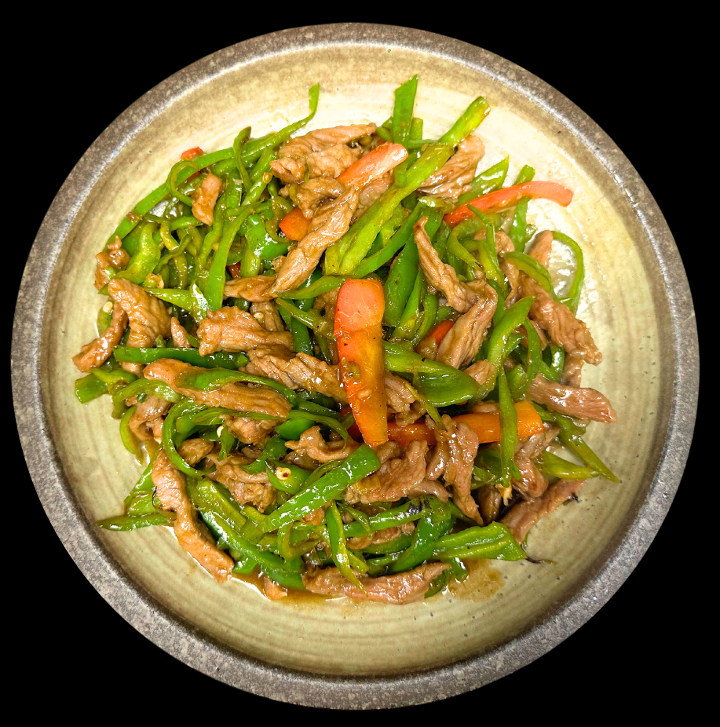 Stir Fry Beef with Longhorn Peppers 小椒牛肉丝