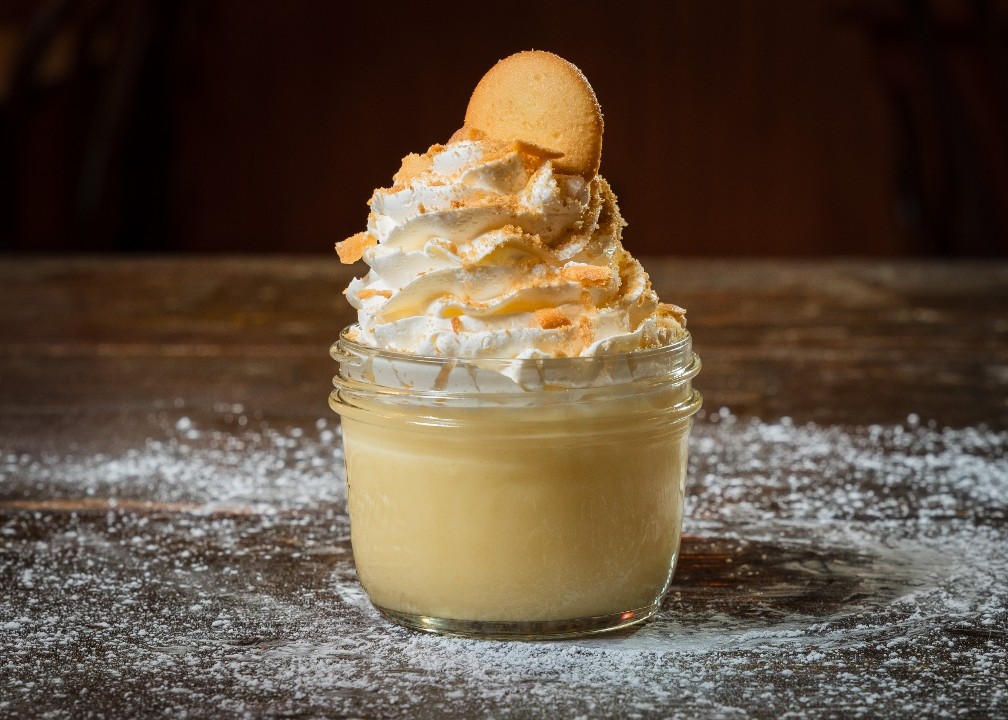 Mason Jar Banana Pudding with Whipped Cream