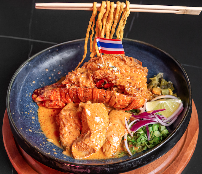 Khao Soi lobster & chicken