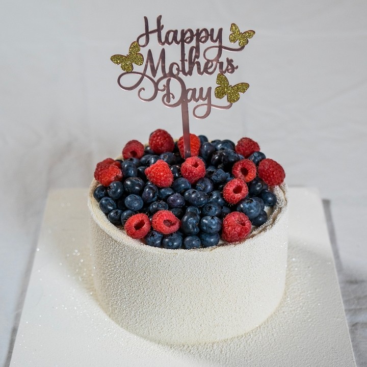 Berry White Cake