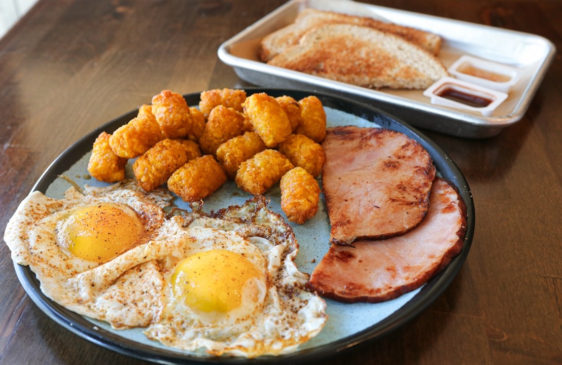 Traditional Breakfast Plate