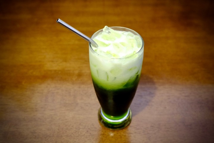 DR012. Thai Iced Green Tea