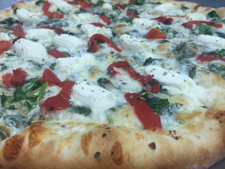 28’’ Spinach & Garlic Roasted Pepper Pizza