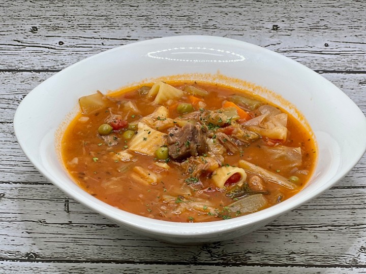 Hongkong Style oxtail borscht soup