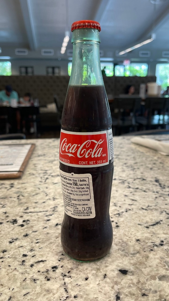 Mexican Coke (16oz)