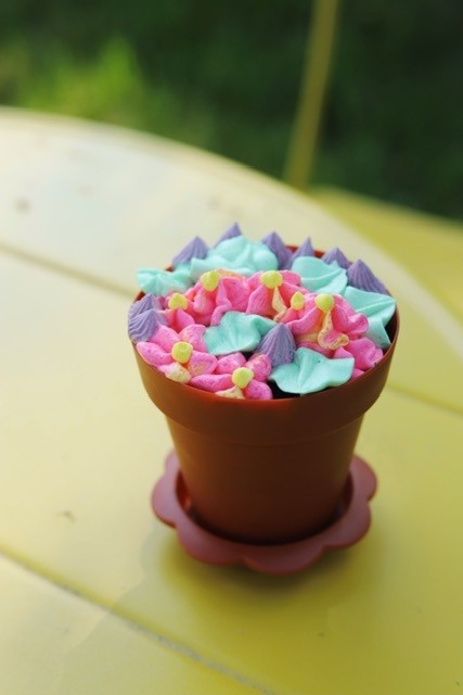 Flower Pot Dirt Cake