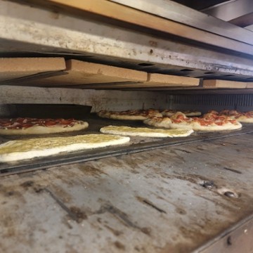 Different Dough Pizza Co.