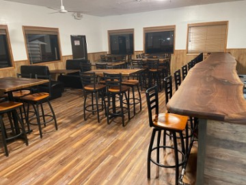 El Toro Steakhouse 2064 Beverly Pike