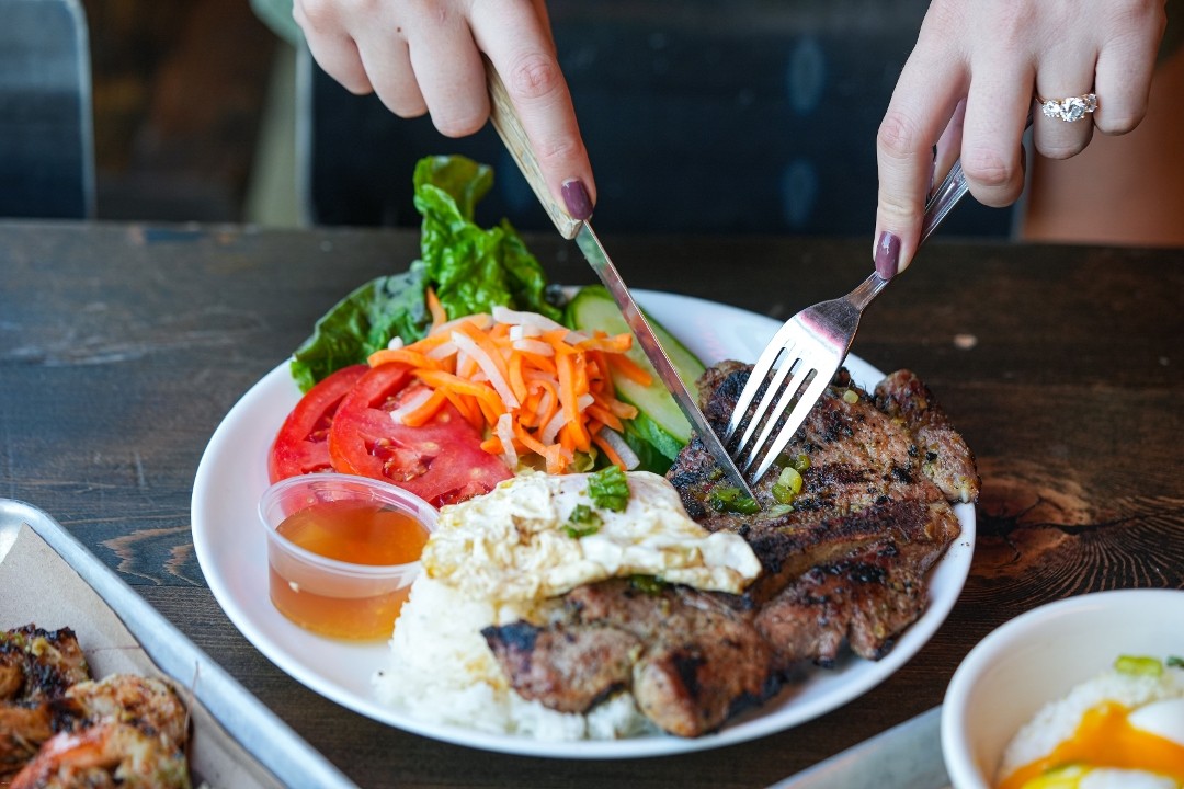 Sườn Nướng (Pork Chop)