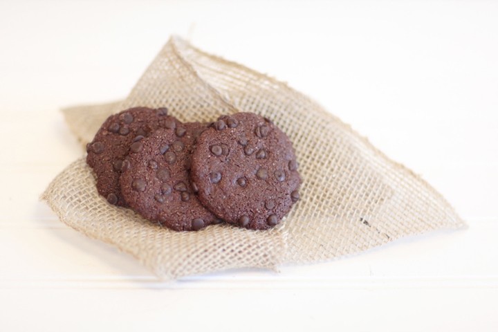 Paleo Chocolate Chip Cookie