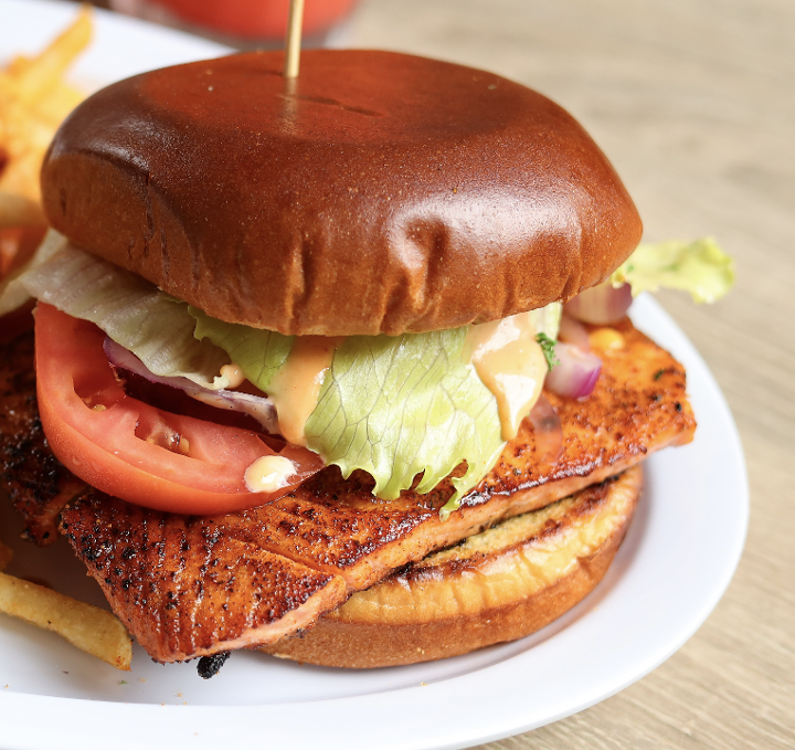 BLACKENED SALMON SANDWICH