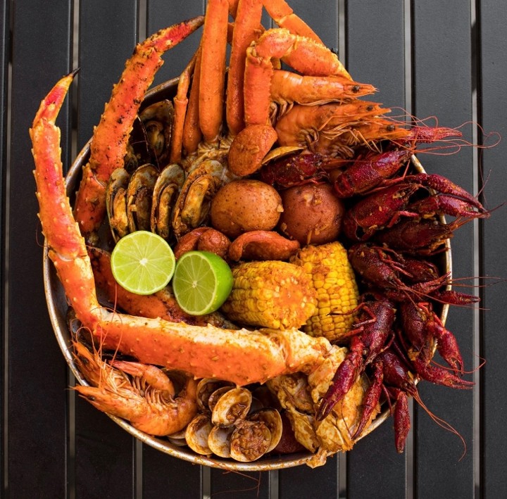 Presents thanksgiving and giving thanks Presents thanksgiving and giving thanks