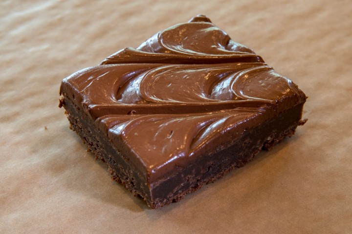 CHOCOLATE FUDGE BROWNIE