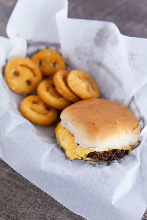 Kid's Cheeseburger