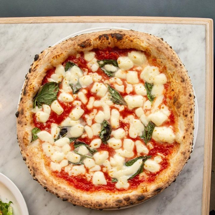 Nella Pizzza e Pasta