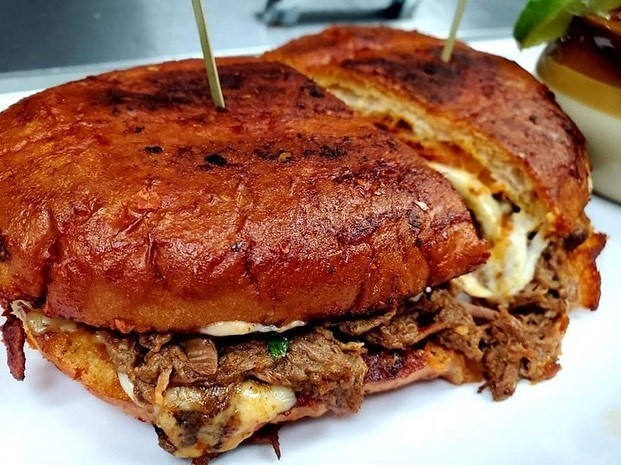 Cheto's Birria Torta