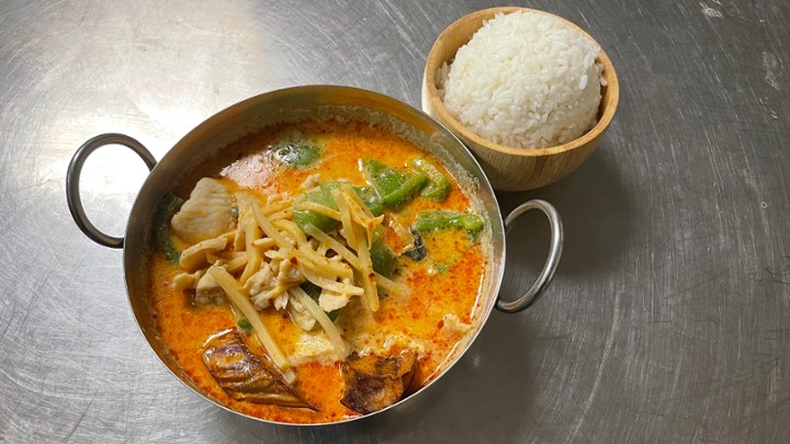 RED CURRY (DANG)