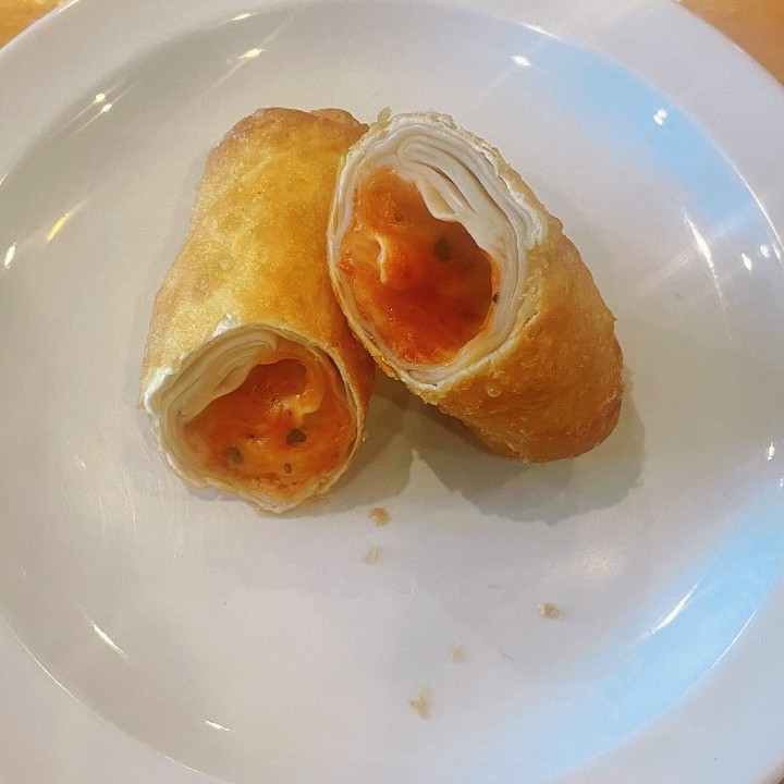 Pizza Egg Roll