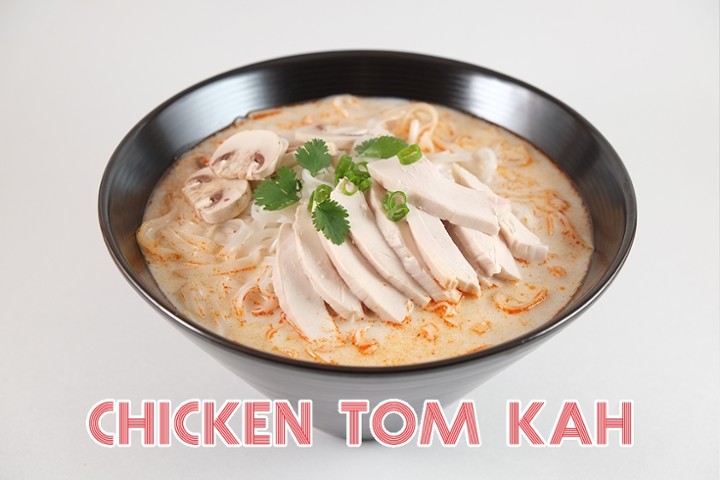 5. CHICKEN TOMKAH