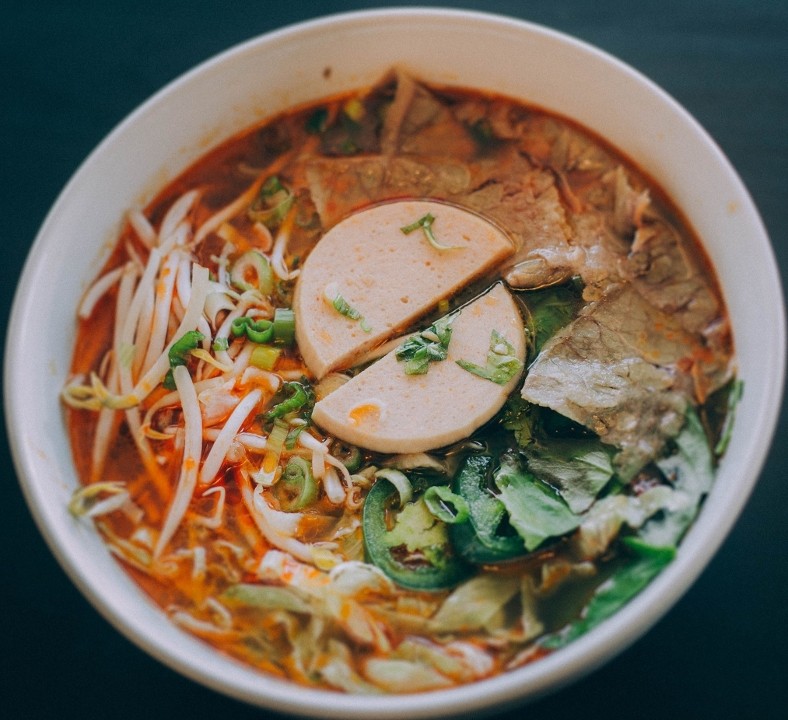Bellevue Spicy Beef Noodle Soup (Bun Bo Hue)