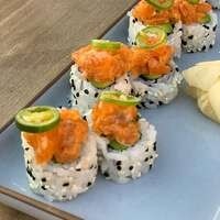 Spicy Salmon Roll