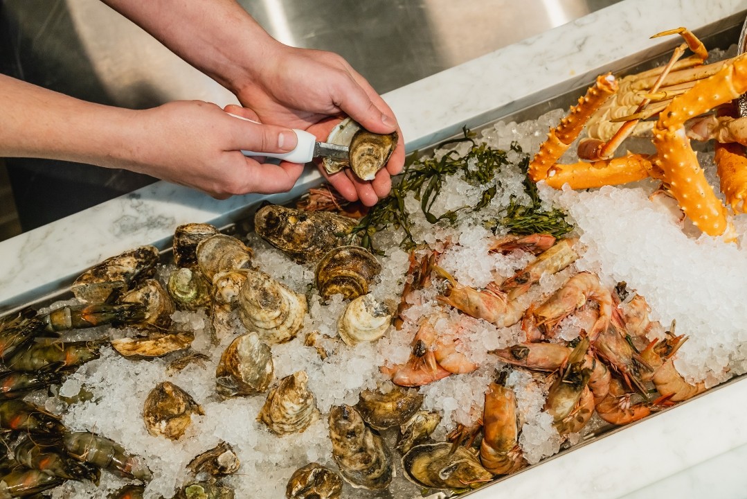 Bill's Oyster 205 W 3rd St