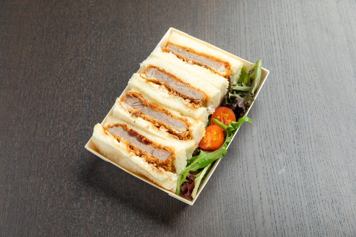 Beef Katsu Sando (ビーフカツサンド)