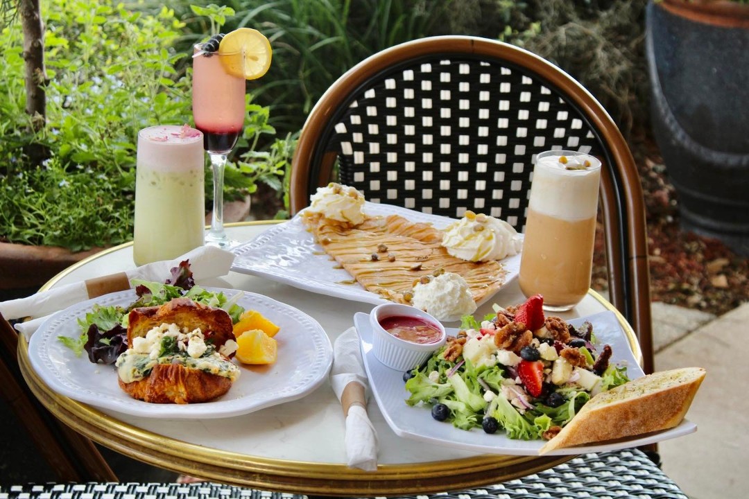 Le Petit Paris Mandarin Order Online