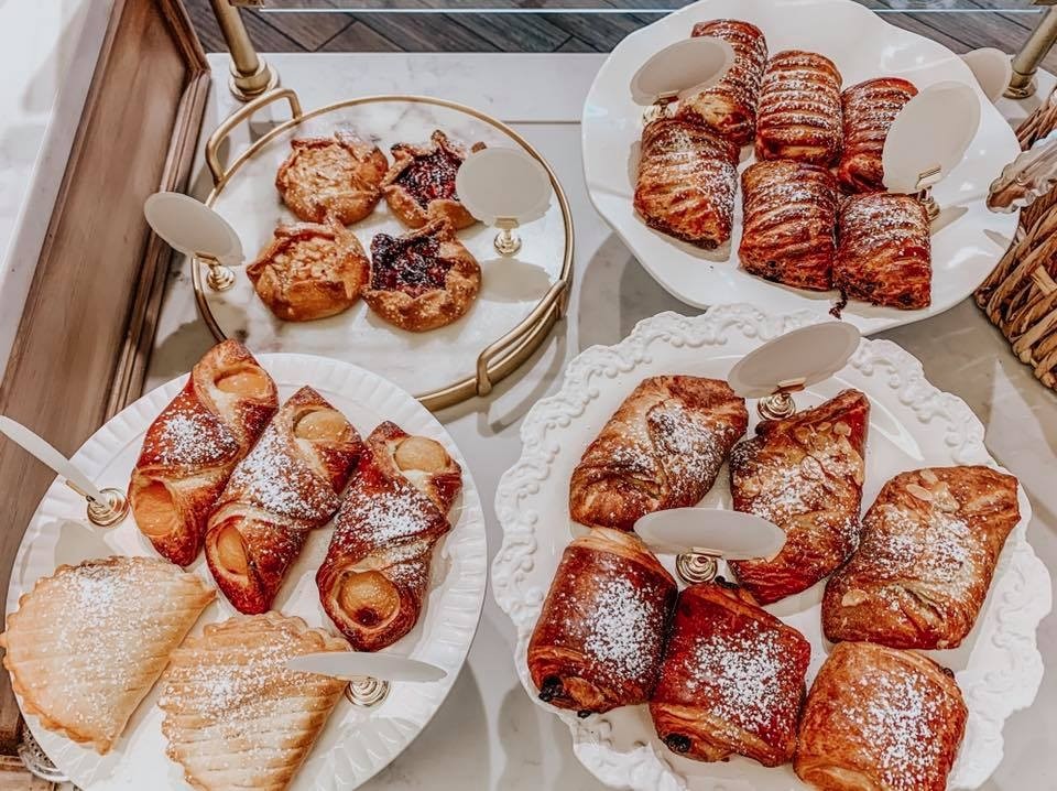 Apricot Croissant