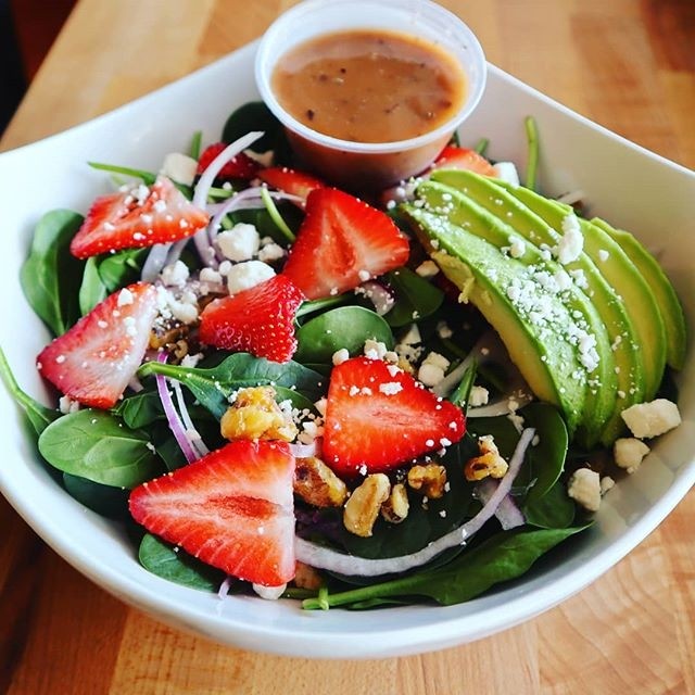 Baby Spinach strawberry adn Avocado Salad