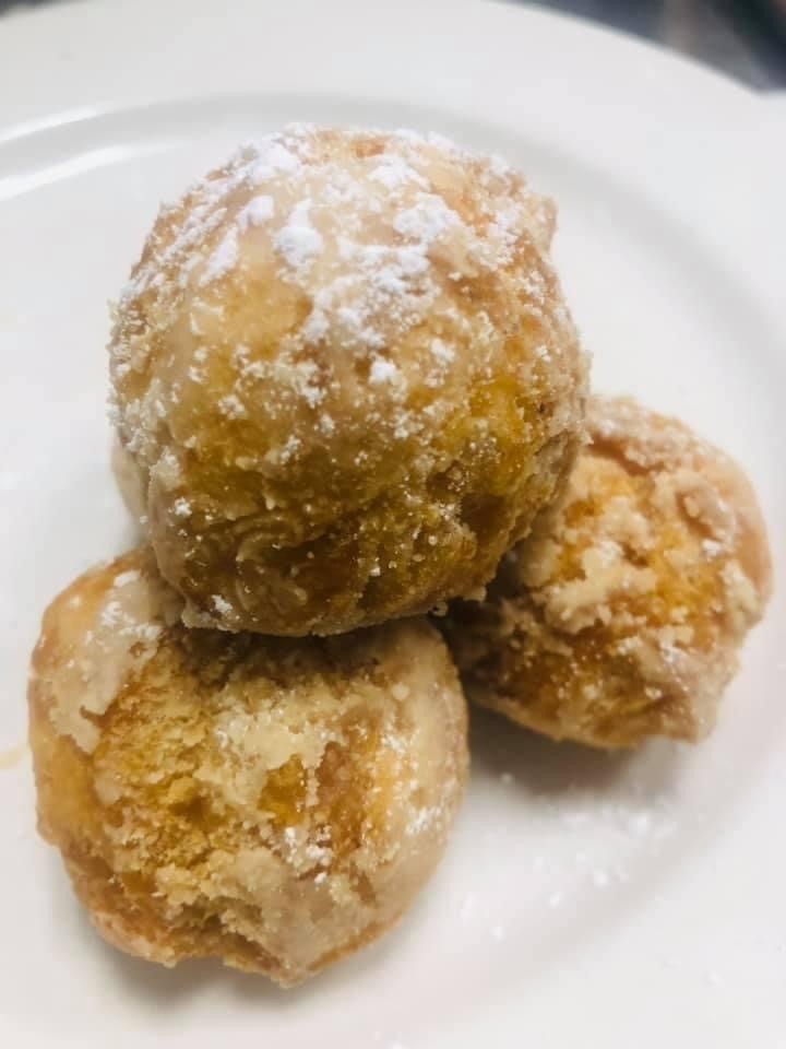 Harry and Harlem's Sugared Donut Holes