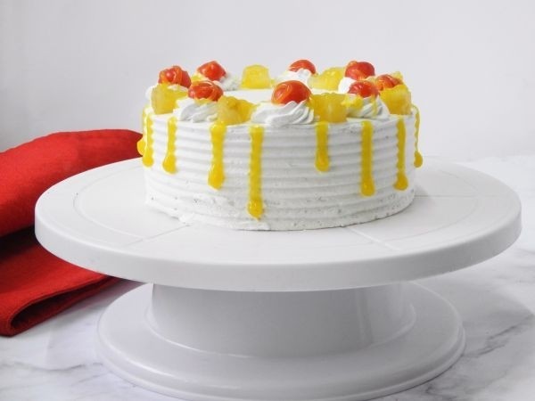 PINEAPPLE CAKE 2lbs