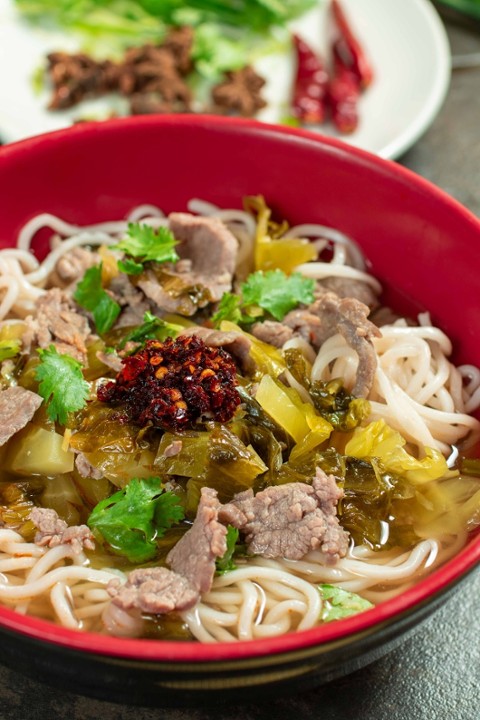 Spicy Beef Noodle Soup 辣牛肉拉面
