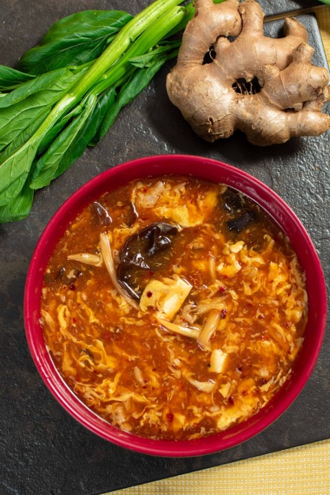 Hot and Sour Soup w/ Minced Pork 酸辣汤