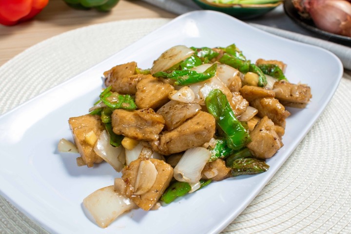 Spicy Vegan Chicken w/ Long Hots 尖椒齊雞