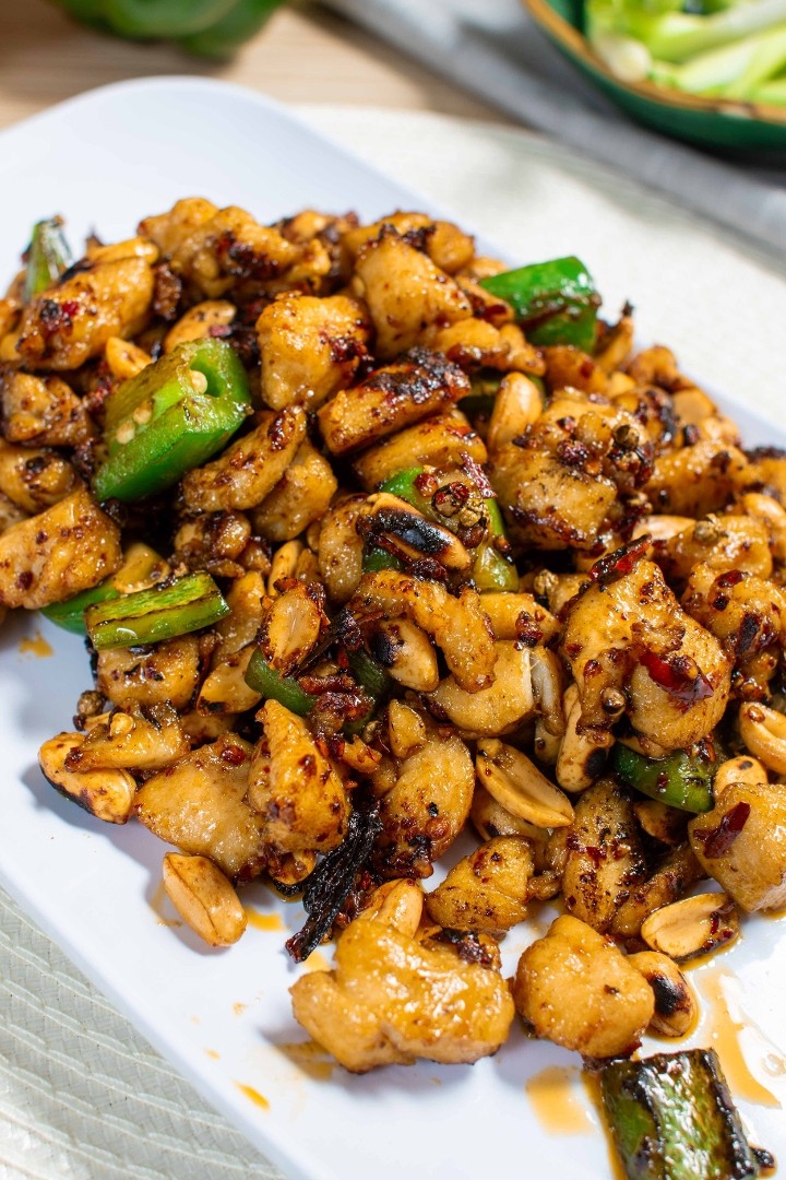 Spicy Chicken and Peanuts 辣子鸡丁