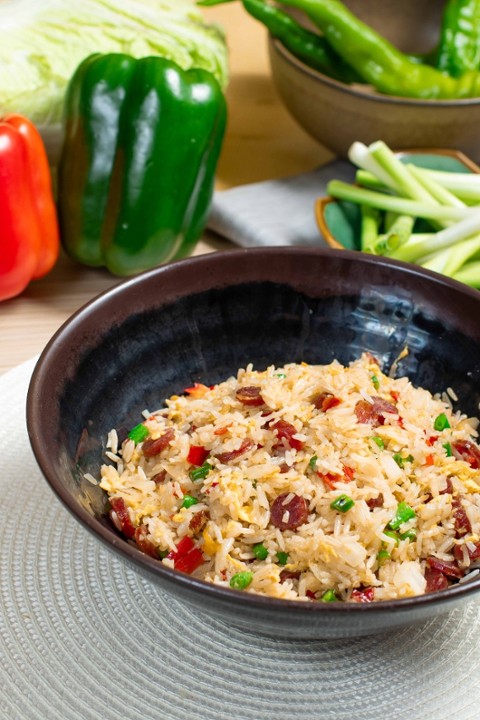 Spicy Chinese Sausage Fried Rice 泡椒腊腸炒飯