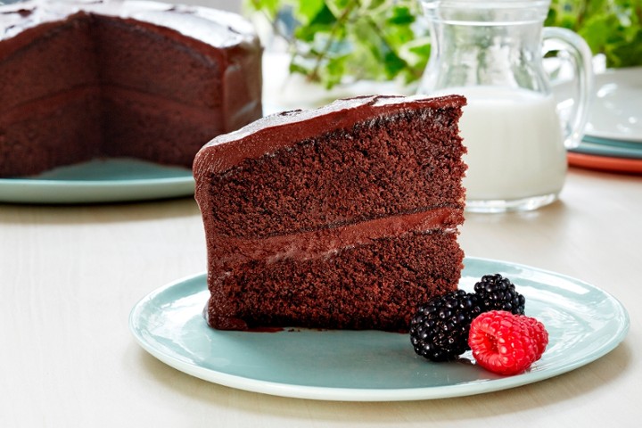 MD Old-Fashioned Chocolate Cake