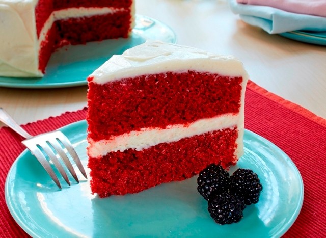 Red Velvet Cake- MED
