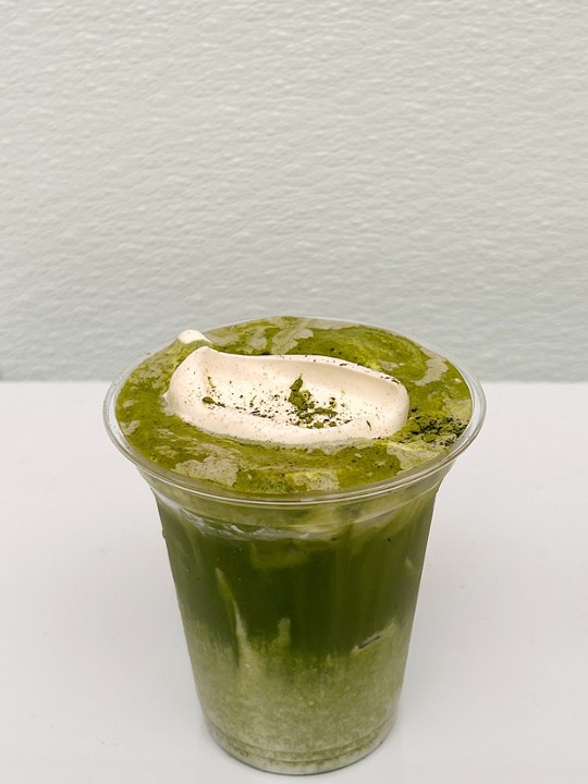 Matcha Einspanner (iced)