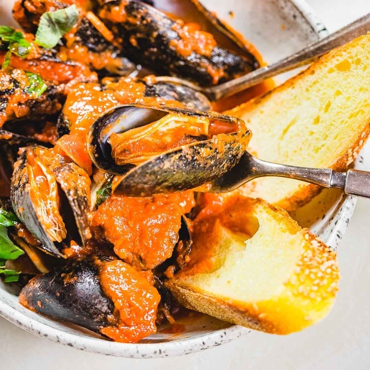 Mussels Diavolo