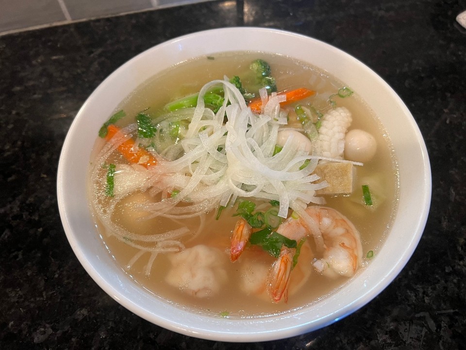 31. Phở Seafood