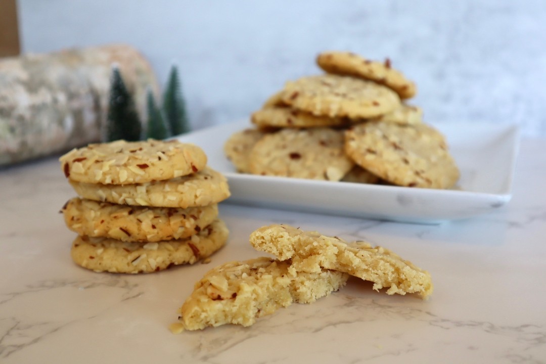 Almond Amaretto Cookie