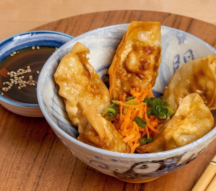 FRIED MANDU