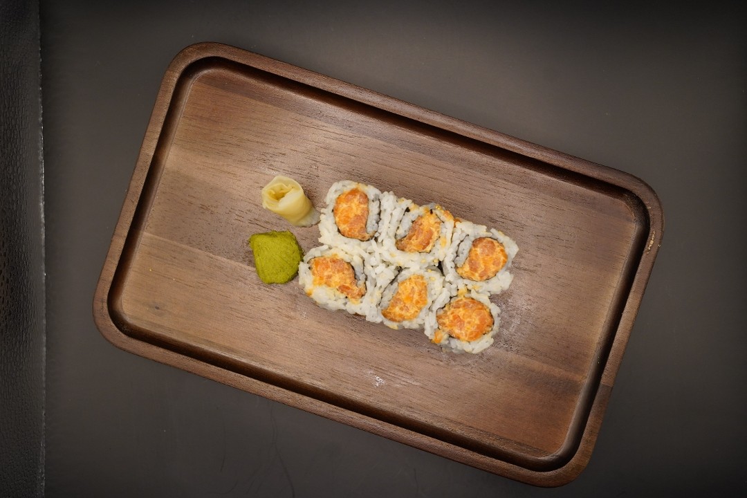 Spicy Salmon/ Spicy Tuna/ Spicy Yellowtail Roll