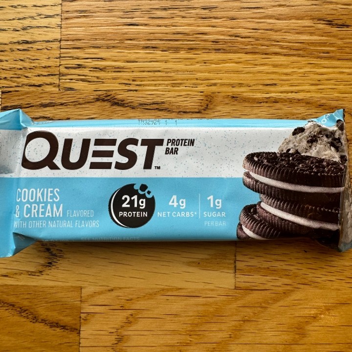 Quest cookies & cream protein bar