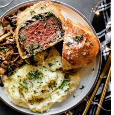Beef Wellington, per 8 oz. ea.
