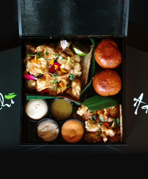 Signature Entrée Box