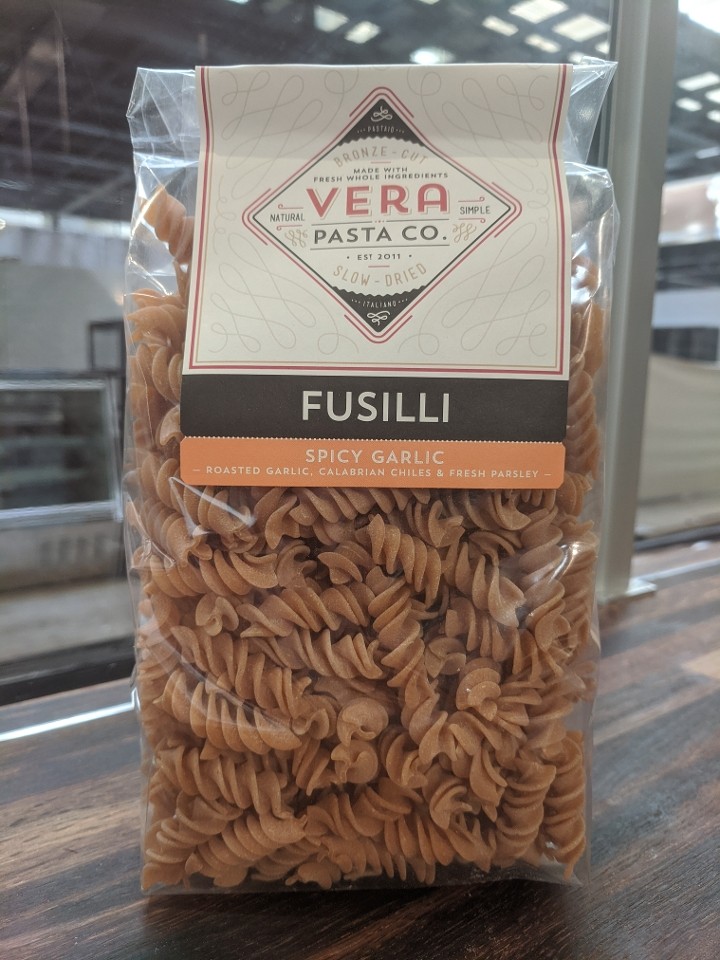 Spicy Roasted Garlic Fusilli