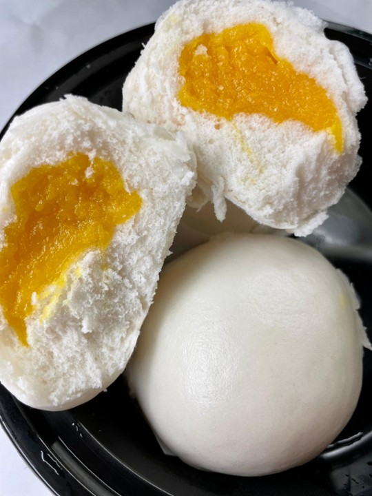Steamed Egg Custard Bao (3) 奶黄包